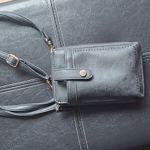 Crossbody wallet and phone